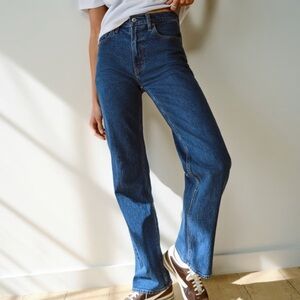 Abercrombie & Fitch The 90s Relaxed High Rise 27L